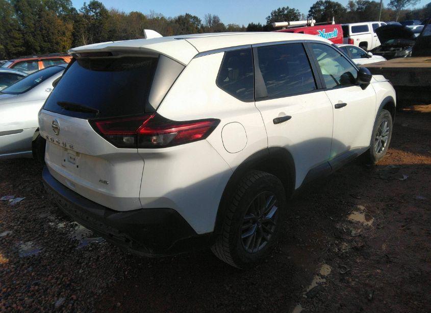 Photo 4 of 2021 Nissan Rogue S INTELLIGENT AWD (VIN JN8AT3AB3MW224870)