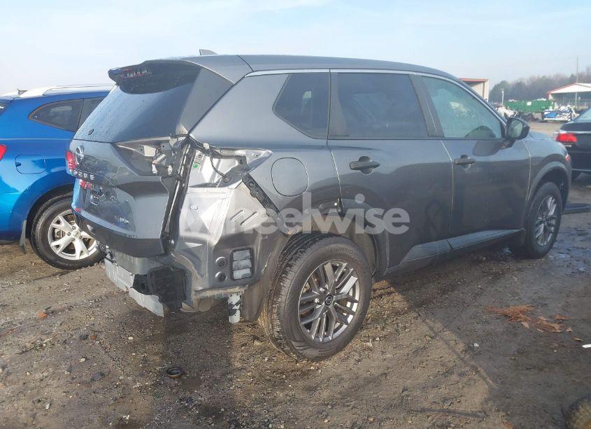 Photo 4 of 2021 Nissan Rogue S INTELLIGENT AWD (VIN JN8AT3AB5MW209156)