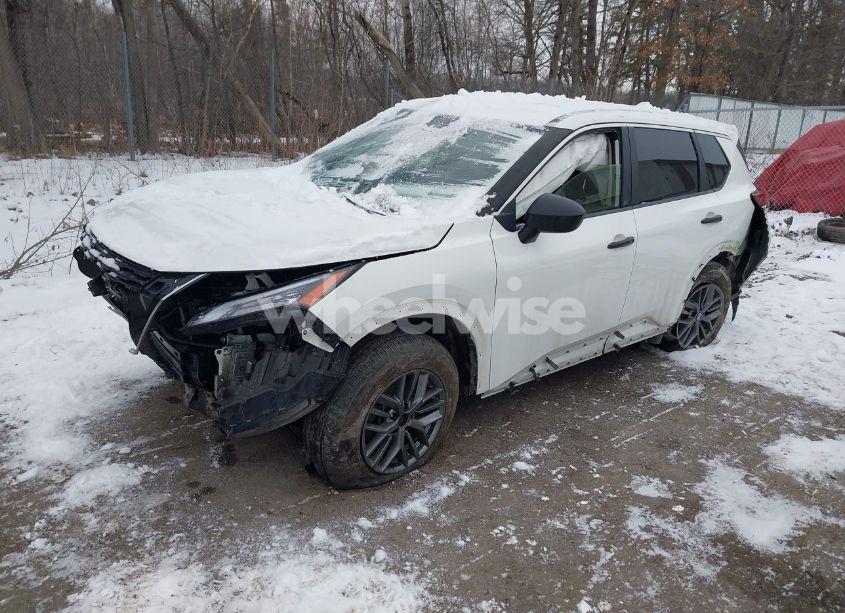 Photo 2 of 2021 Nissan Rogue S INTELLIGENT AWD (VIN JN8AT3AB6MW206153)