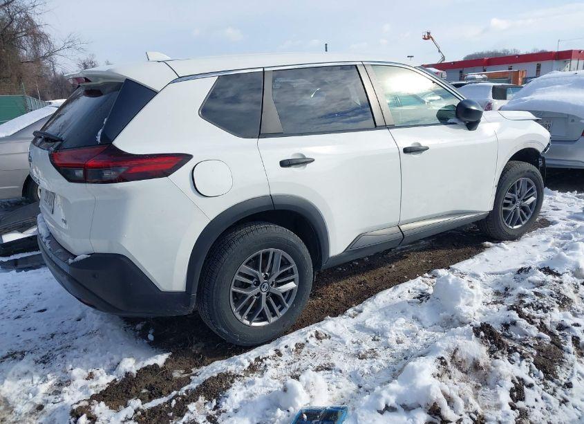 Photo 4 of 2021 Nissan Rogue S INTELLIGENT AWD (VIN JN8AT3AB6MW208033)