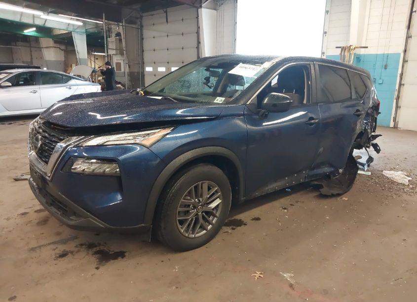 Photo 2 of 2021 Nissan Rogue S INTELLIGENT AWD (VIN JN8AT3AB8MW226940)