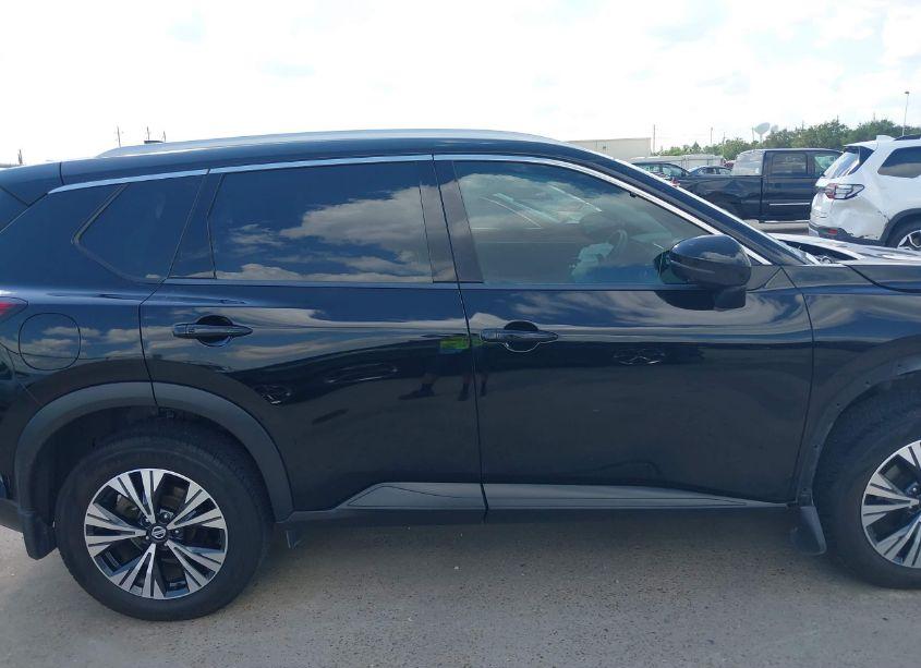 Photo 14 of 2021 Nissan Rogue SV FWD (VIN JN8AT3BA0MW001384)