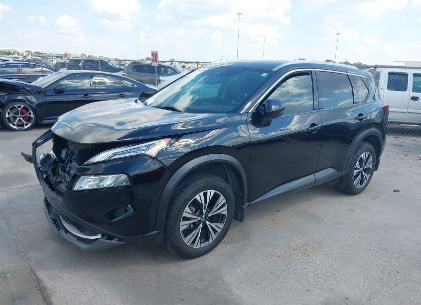 Photo 2 of 2021 Nissan Rogue SV FWD (VIN JN8AT3BA0MW001384)