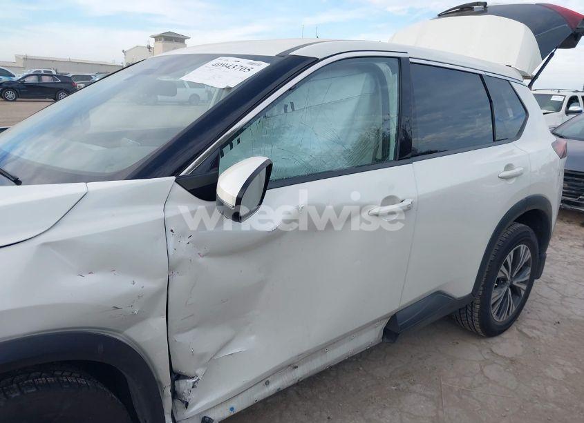 Photo 6 of 2021 Nissan Rogue SV FWD (VIN JN8AT3BA0MW008478)