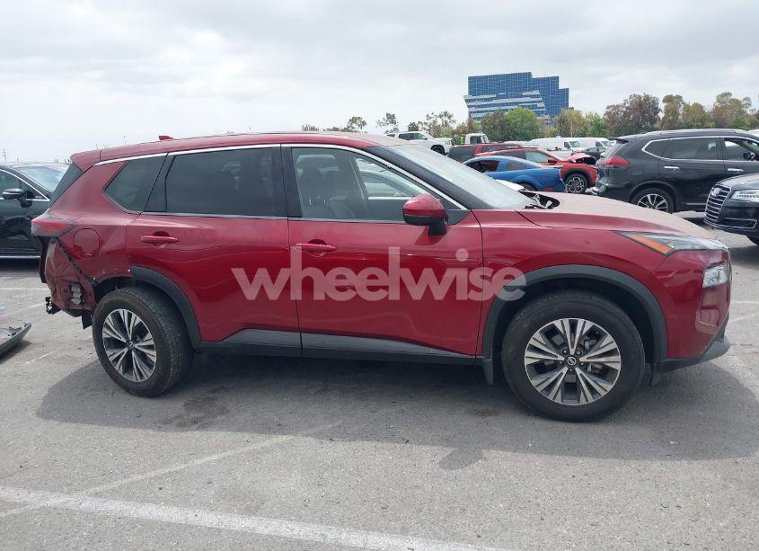 Photo 13 of 2021 Nissan Rogue SV FWD (VIN JN8AT3BA1MW008621)
