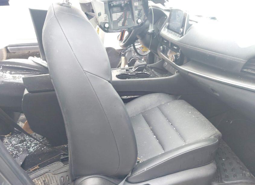 Photo 5 of 2021 Nissan Rogue SV FWD (VIN JN8AT3BA1MW024527)