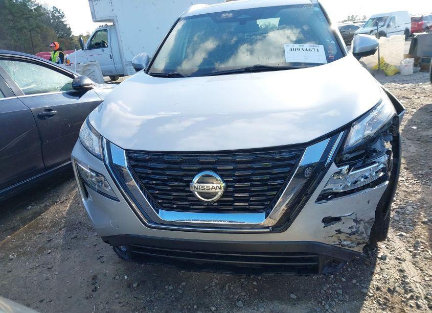 Photo 13 of 2021 Nissan Rogue SV FWD (VIN JN8AT3BA3MW000648)
