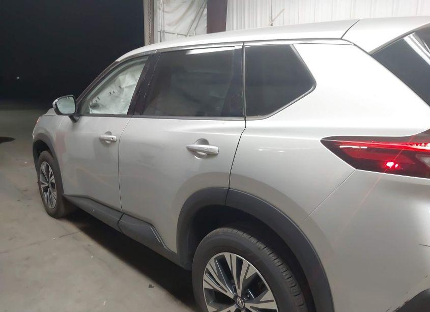 Photo 15 of 2021 Nissan Rogue SV FWD (VIN JN8AT3BA3MW023220)