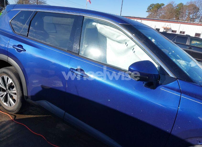 Photo 13 of 2021 Nissan Rogue SV FWD (VIN JN8AT3BA6MW013071)