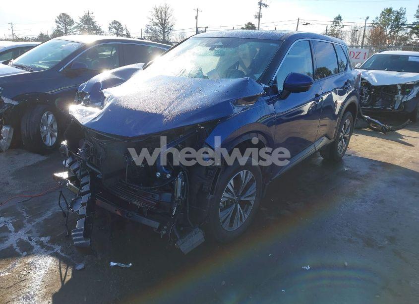 Photo 2 of 2021 Nissan Rogue SV FWD (VIN JN8AT3BA6MW013071)