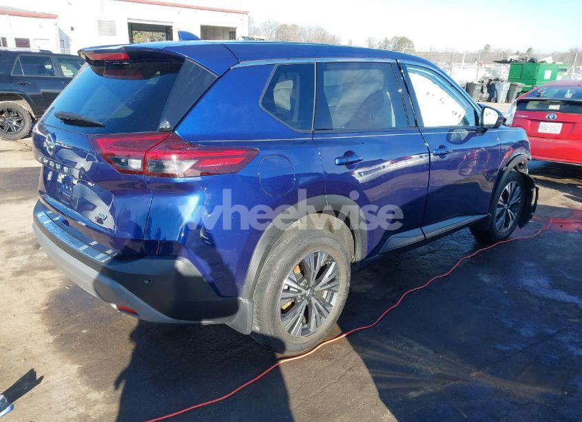Photo 4 of 2021 Nissan Rogue SV FWD (VIN JN8AT3BA6MW013071)