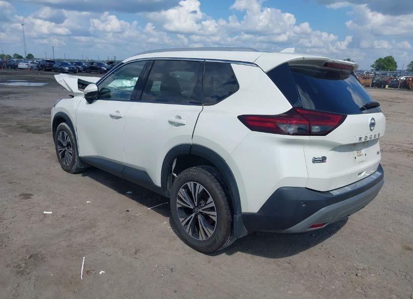 Photo 3 of 2021 Nissan Rogue SV FWD (VIN JN8AT3BA7MW017730)