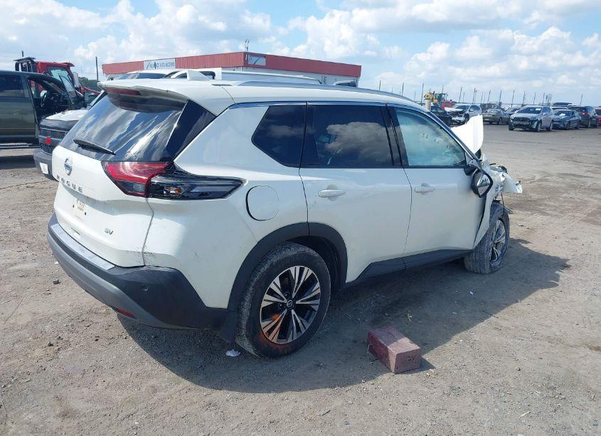 Photo 4 of 2021 Nissan Rogue SV FWD (VIN JN8AT3BA7MW017730)
