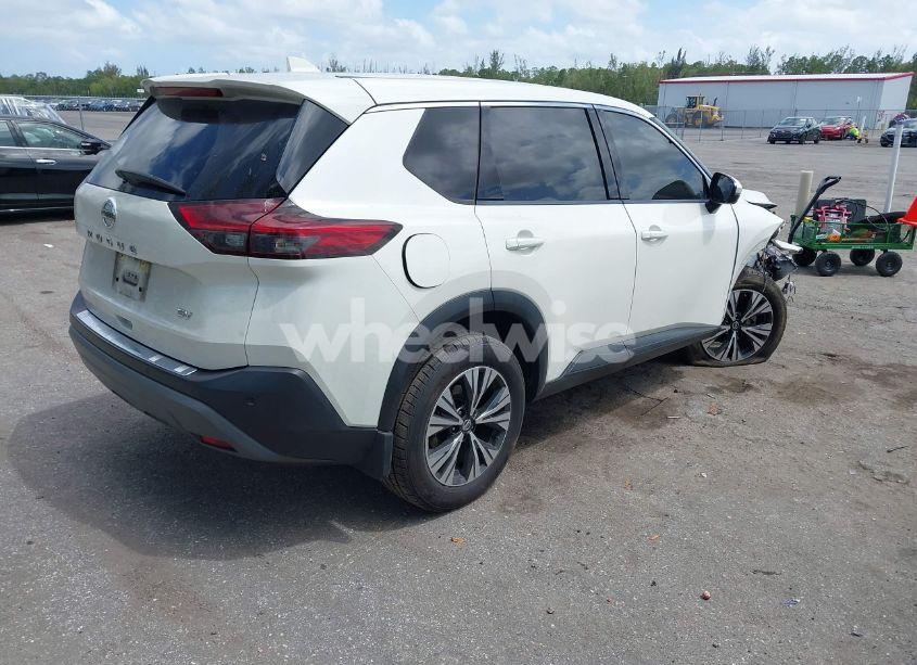 Photo 4 of 2021 Nissan Rogue SV FWD (VIN JN8AT3BA8MW011015)
