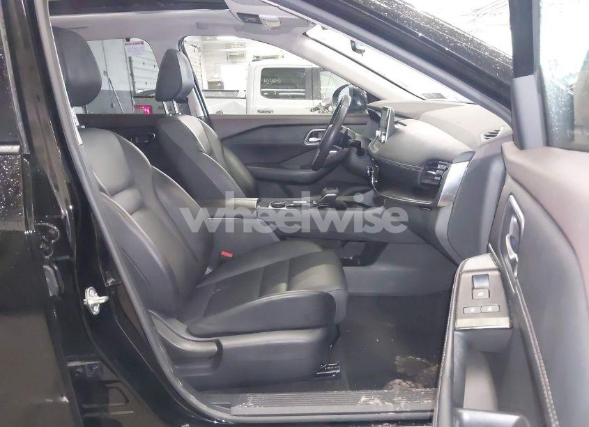 Photo 5 of 2021 Nissan Rogue SV INTELLIGENT AWD (VIN JN8AT3BB0MW203120)
