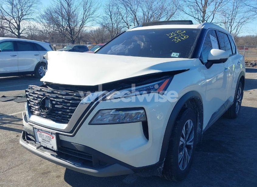 Photo 2 of 2021 Nissan Rogue SV INTELLIGENT AWD (VIN JN8AT3BB3MW213110)