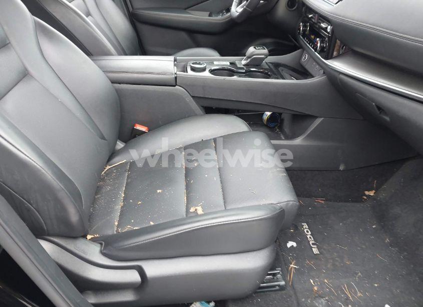 Photo 5 of 2021 Nissan Rogue SV INTELLIGENT AWD (VIN JN8AT3BB4MW222334)