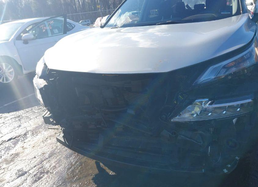 Photo 6 of 2021 Nissan Rogue SV INTELLIGENT AWD (VIN JN8AT3BB8MW226533)