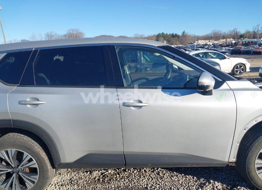 Photo 13 of 2021 Nissan Rogue SV INTELLIGENT AWD (VIN JN8AT3BB9MW220143)