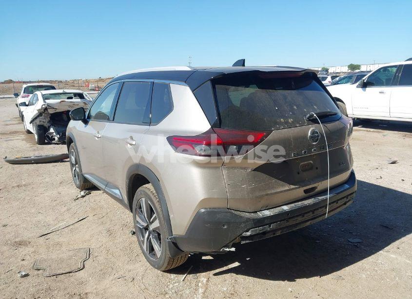 Photo 3 of 2021 Nissan Rogue SL FWD (VIN JN8AT3CA3MW029226)