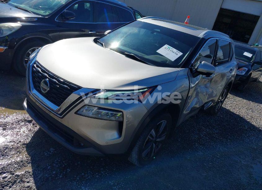 Photo 2 of 2021 Nissan Rogue SL FWD (VIN JN8AT3CA7MW027835)