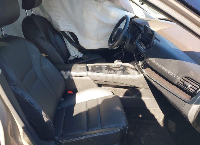 Photo 5 of 2021 Nissan Rogue SL FWD (VIN JN8AT3CA7MW027835)