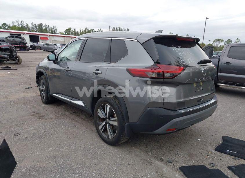 Photo 3 of 2021 Nissan Rogue SL FWD (VIN JN8AT3CA9MW028548)