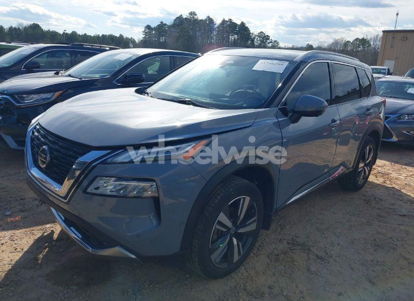 Photo 2 of 2021 Nissan Rogue PLATINUM FWD (VIN JN8AT3DC3MW103258)