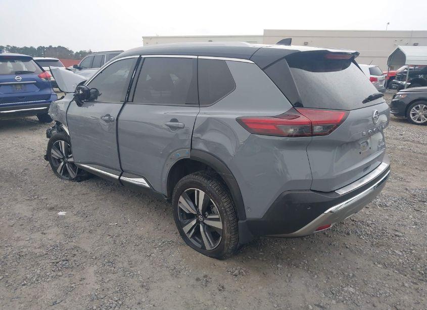 Photo 3 of 2021 Nissan Rogue PLATINUM FWD (VIN JN8AT3DC4MW106766)