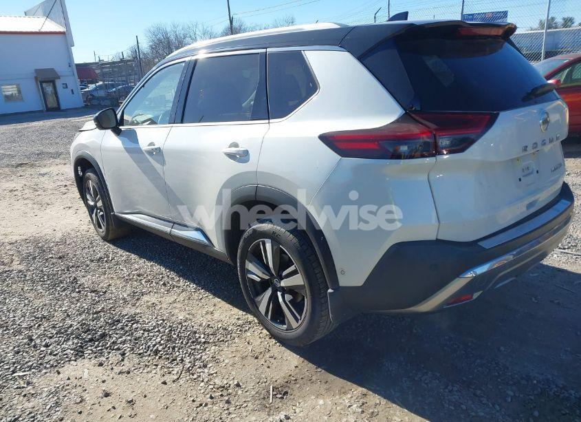 Photo 3 of 2021 Nissan Rogue PLATINUM FWD (VIN JN8AT3DC7MW100282)