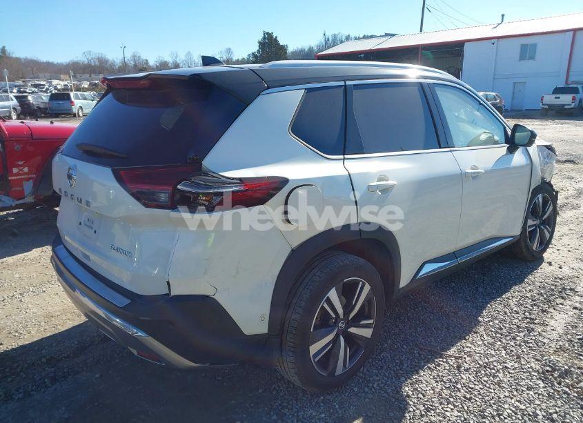 Photo 4 of 2021 Nissan Rogue PLATINUM FWD (VIN JN8AT3DC7MW100282)