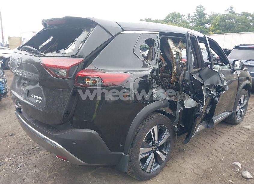 Photo 4 of 2021 Nissan Rogue PLATINUM INTELLIGENT AWD (VIN JN8AT3DD2MW319420)