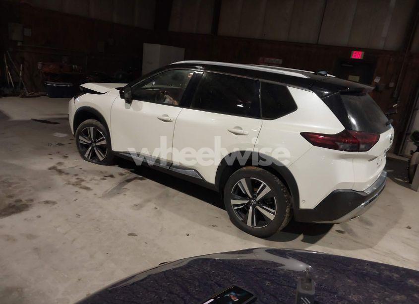 Photo 3 of 2021 Nissan Rogue PLATINUM INTELLIGENT AWD (VIN JN8AT3DD5MW304099)