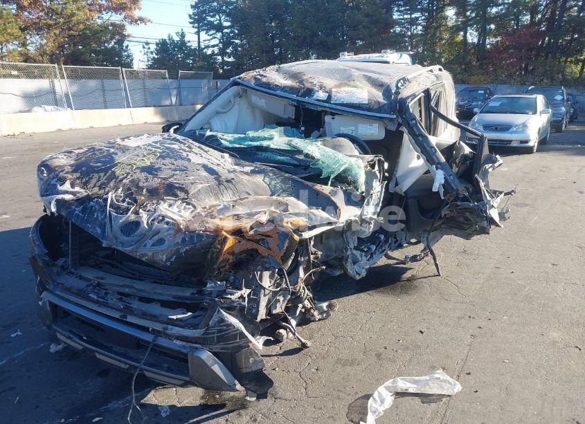 Photo 2 of 2021 Nissan Armada SV 4WD (VIN JN8AY2AD1M9661620)