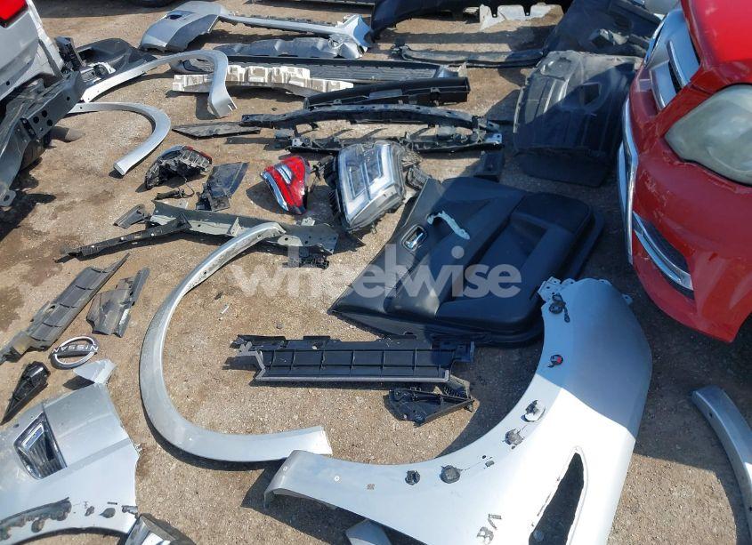 Photo 20 of 2022 Nissan Armada SV 4WD (VIN JN8AY2AD2N9677990)