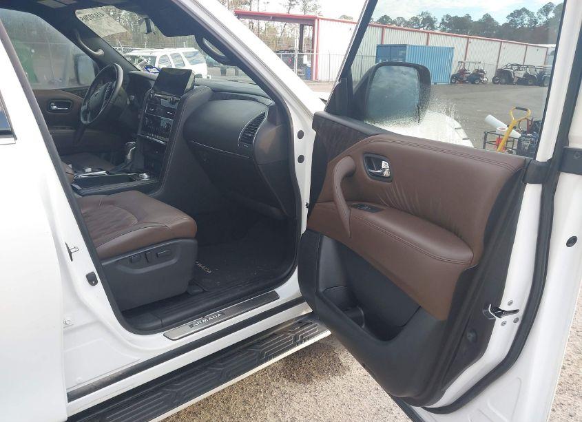Photo 5 of 2022 Nissan Armada PLATINUM 4WD (VIN JN8AY2DB9N9814532)