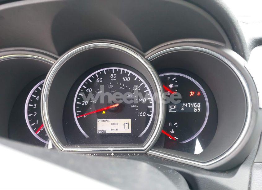 Photo 2 of 2011 Nissan Murano SV (VIN JN8AZ1MU6BW057143)