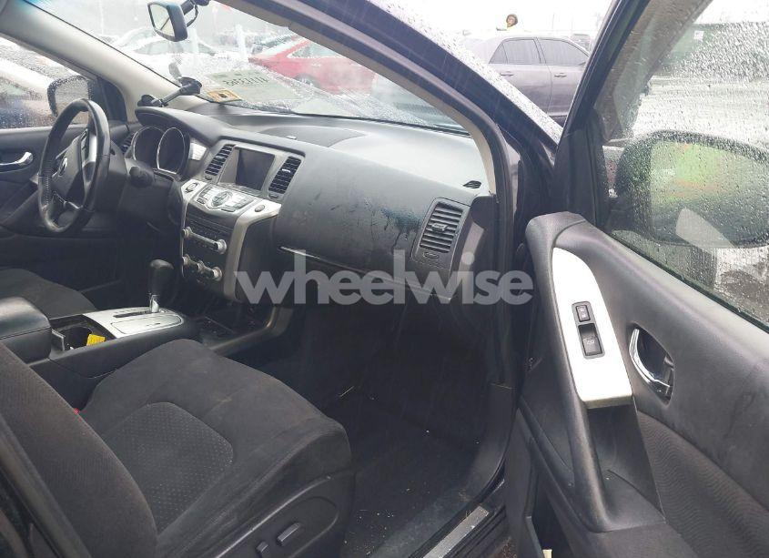 Photo 2 of 2013 Nissan Murano SV (VIN JN8AZ1MW0DW310171)