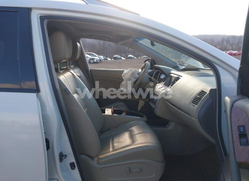 Photo 2 of 2014 Nissan Murano LE (VIN JN8AZ1MW7EW532143)