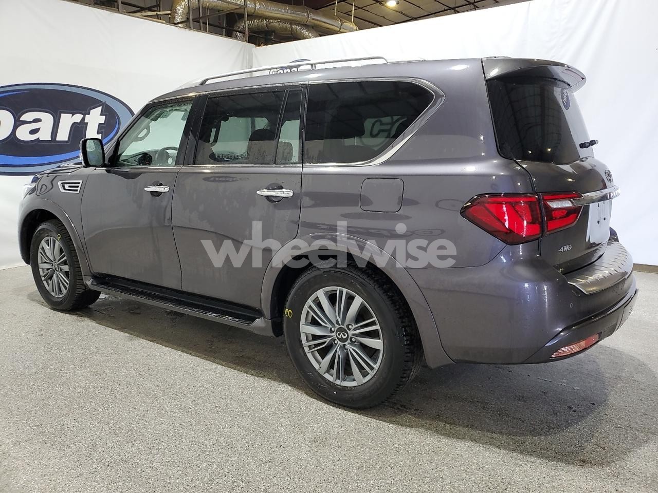 Photo 2 of 2024 INFINITI QX80 LUXE N/A (VIN JN8AZ2AE4R9328700)