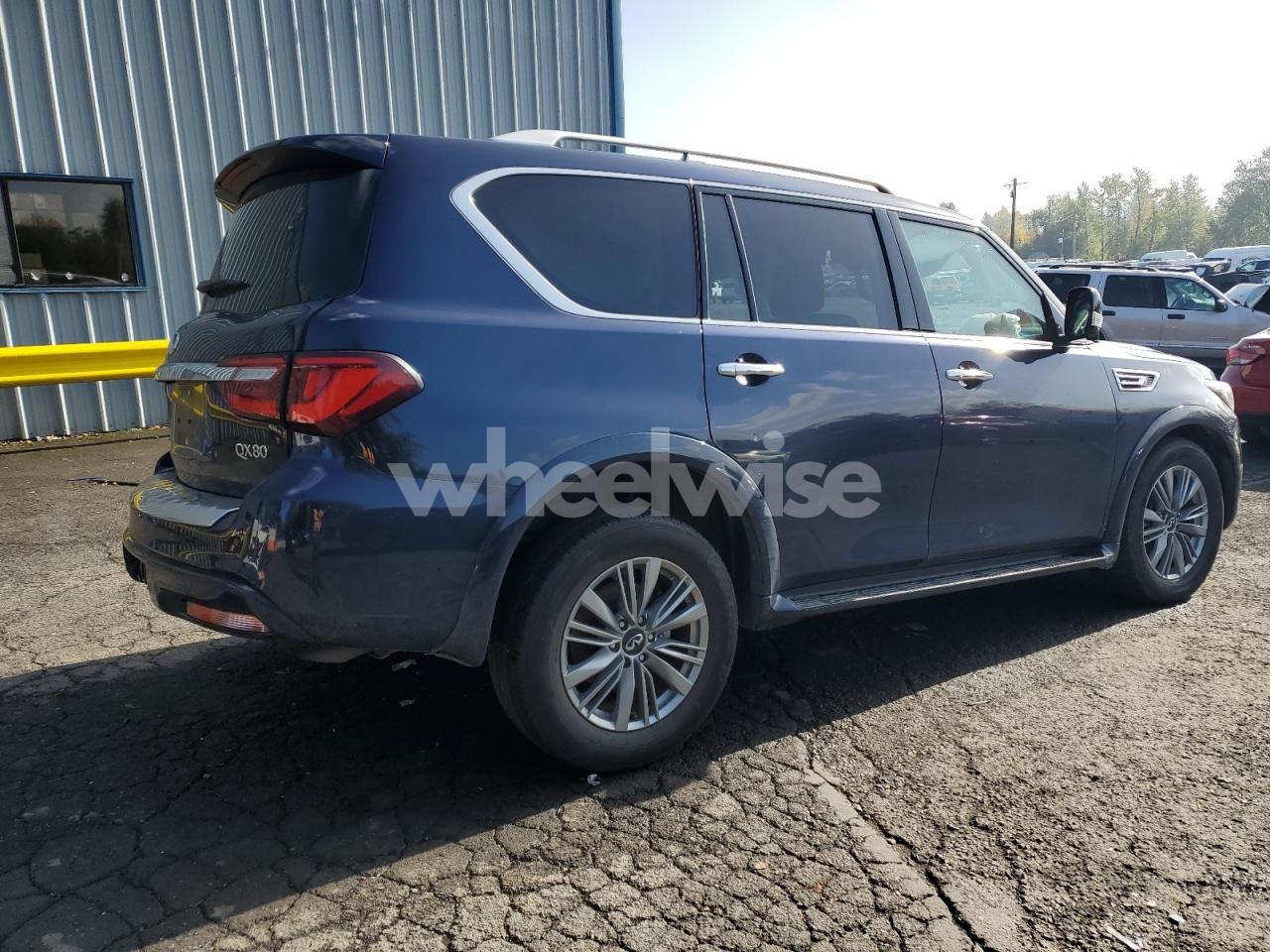 Photo 3 of 2024 INFINITI QX80 LUXE N/A (VIN JN8AZ2AE7R9329498)