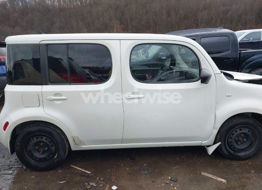 Photo 2 of 2010 Nissan Cube 1.8 (VIN JN8AZ2KR3AT170357)