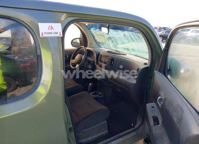 Photo 3 of 2010 Nissan Cube 1.8S (VIN JN8AZ2KR6AT154010)