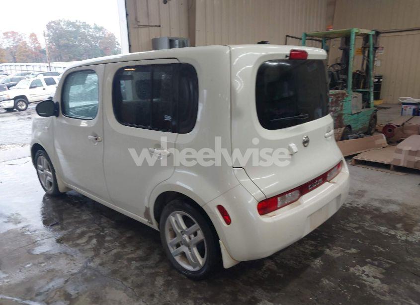 2010 Nissan Cube 1.8SL (VIN JN8AZ2KR7AT153447) main photo