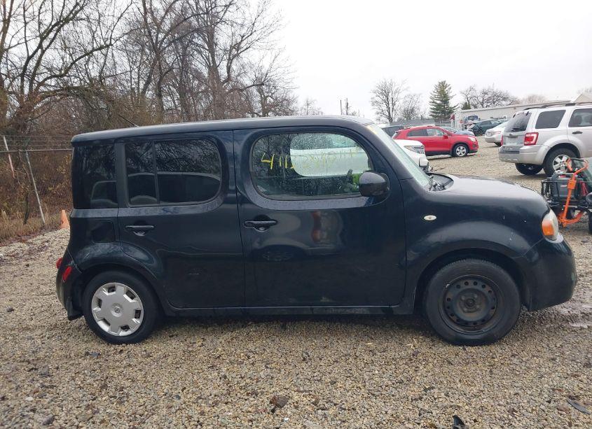 Photo 3 of 2010 Nissan Cube 1.8 S (VIN JN8AZ2KR8AT171309)
