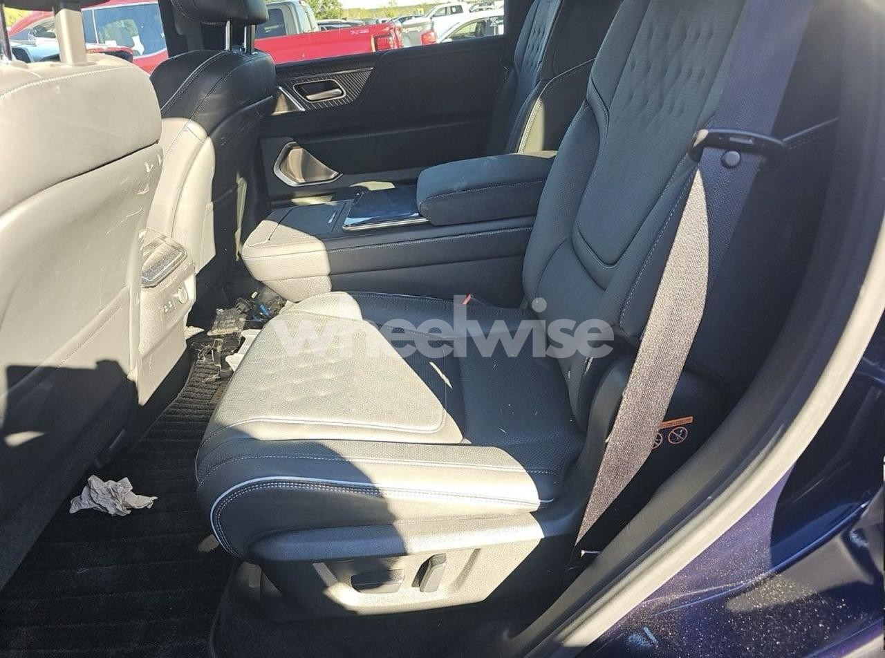 Photo 6 of 2025 INFINITI QX80 AUTOGRAPH N/A (VIN JN8AZ3CC8S9602083)