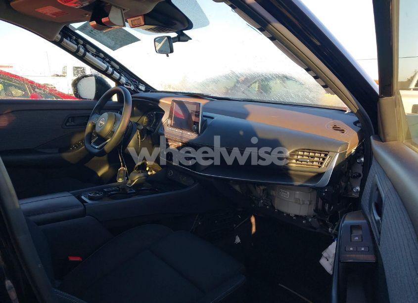 Photo 2 of 2023 Nissan Rogue S INTELLIGENT AWD (VIN JN8BT3ABXPW467892)