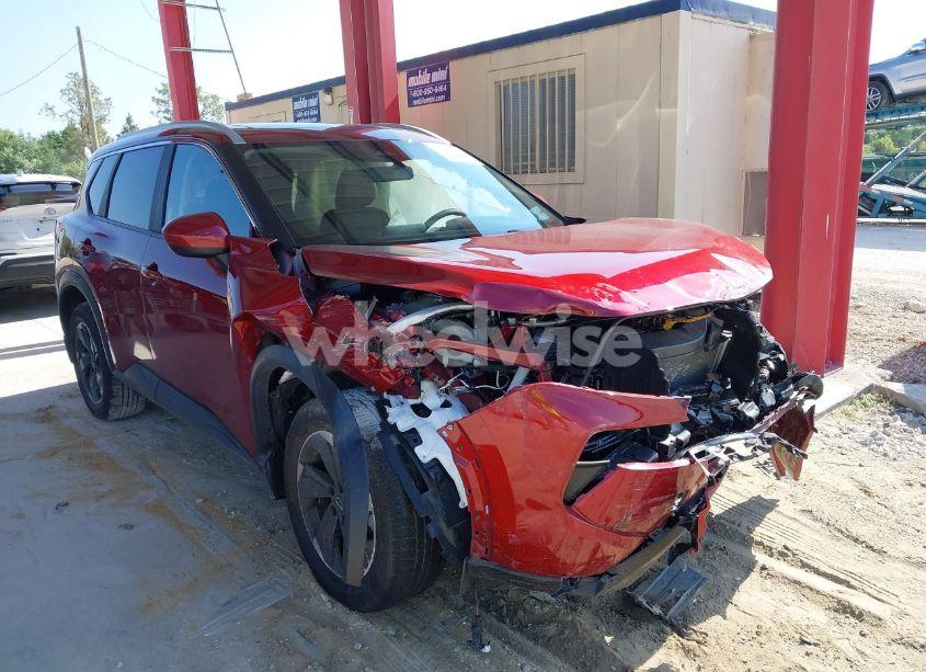 2024 Nissan Rogue SV FWD (VIN JN8BT3BA0RW001834) main photo