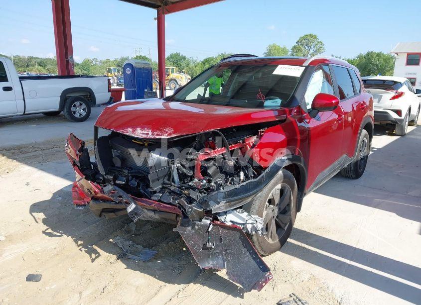 Photo 2 of 2024 Nissan Rogue SV FWD (VIN JN8BT3BA0RW001834)