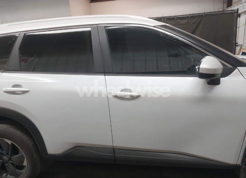 Photo 14 of 2024 Nissan Rogue SV FWD (VIN JN8BT3BA0RW355238)